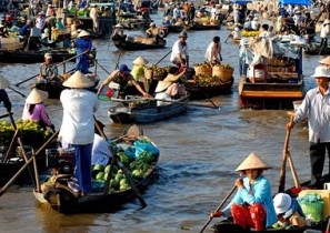 Cai Rang floating market